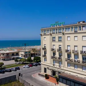 **** Hotell President Italien